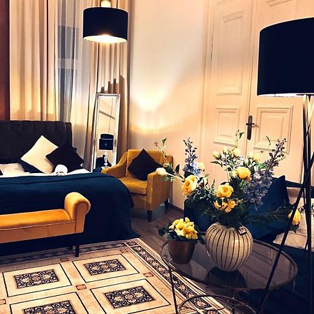 Csaky Palace Ba 3 Bratislava Ngoại thất bức ảnh