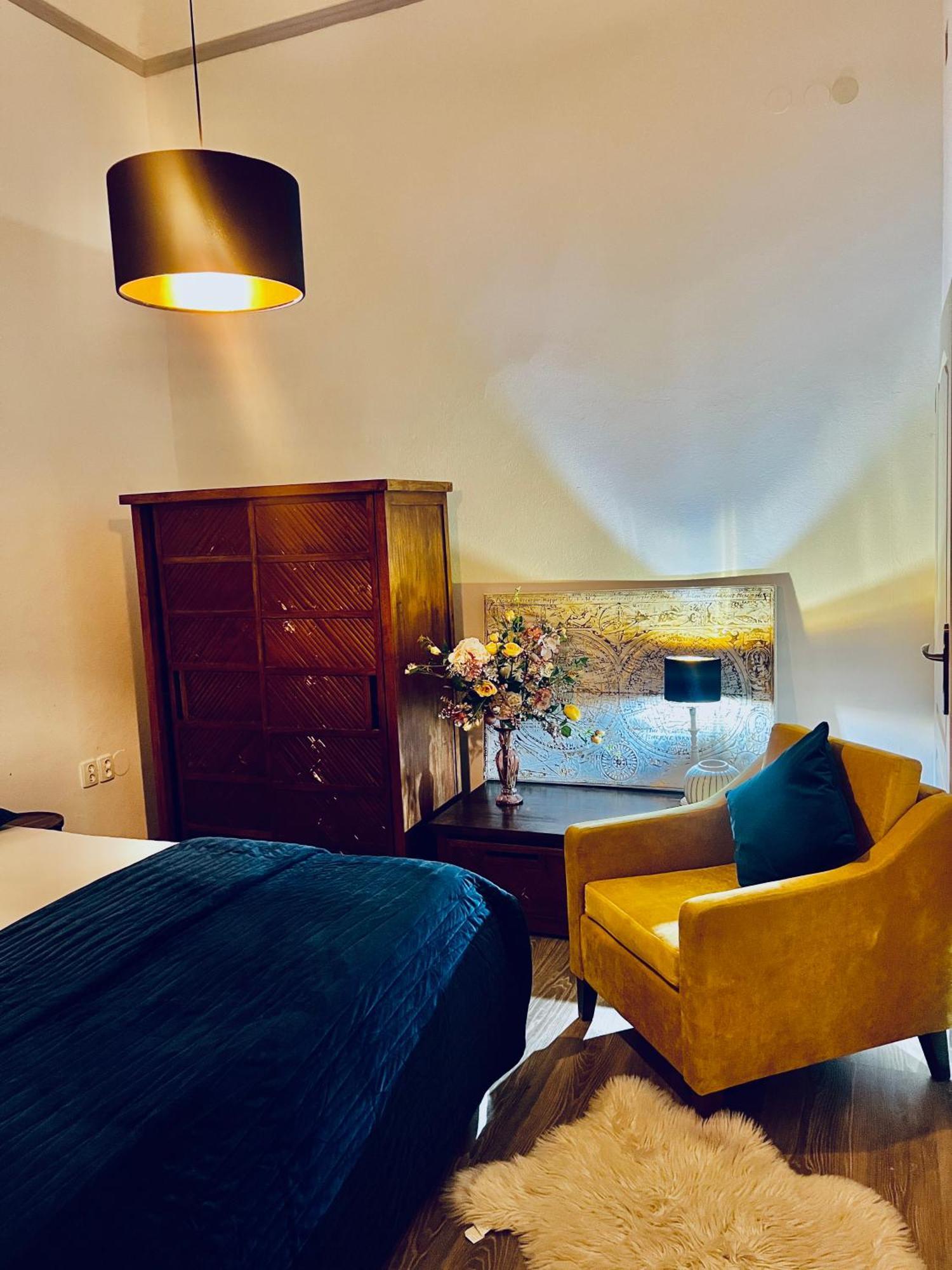 Csaky Palace Ba 3 Bratislava Ngoại thất bức ảnh