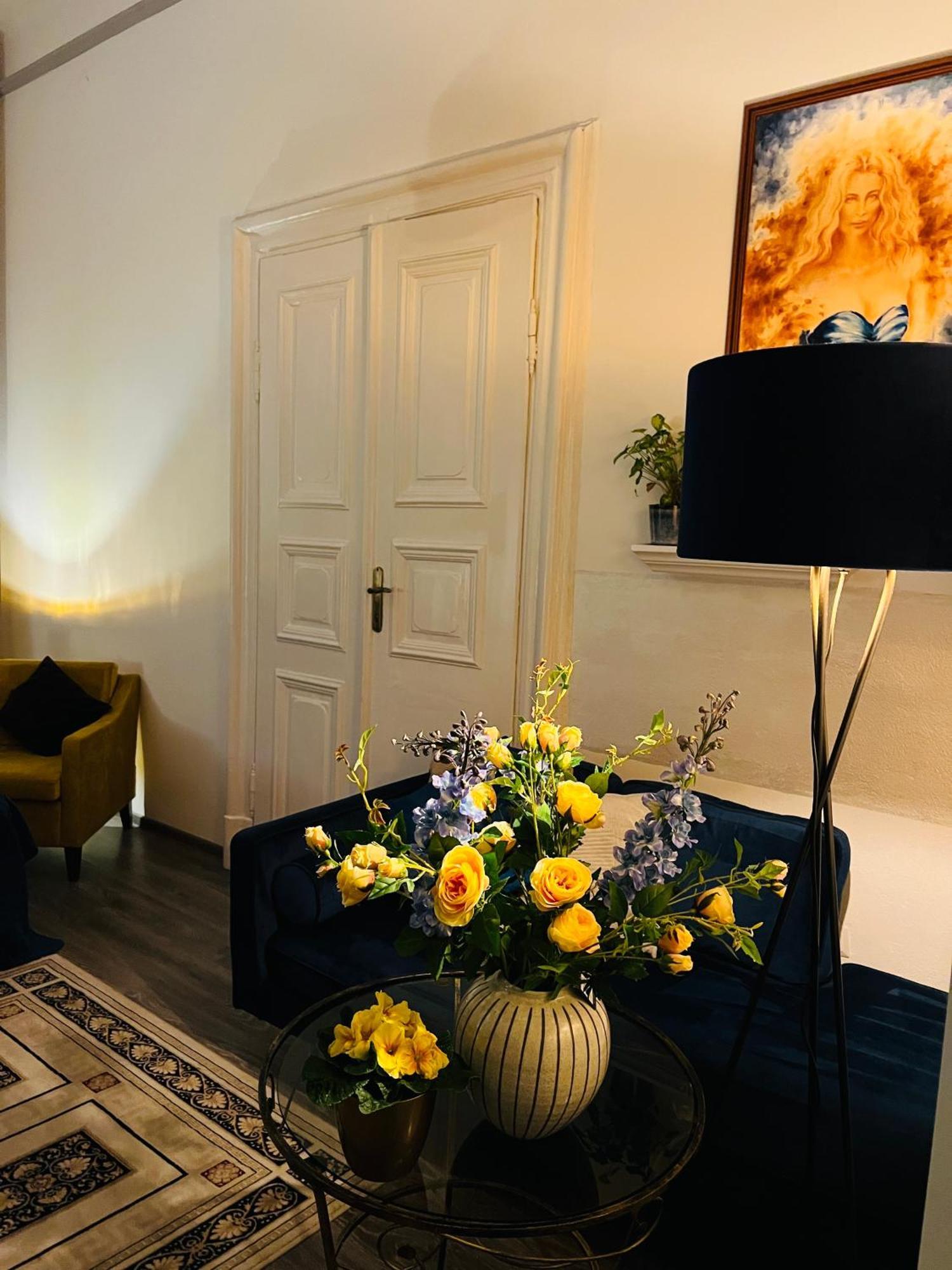 Csaky Palace Ba 3 Bratislava Ngoại thất bức ảnh